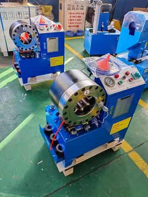 245Kg DX68 เครื่องบดเชือกด้วยการเปิดสูงสุด 114 มม และปริมาณการออกของปั๊ม 2.5L