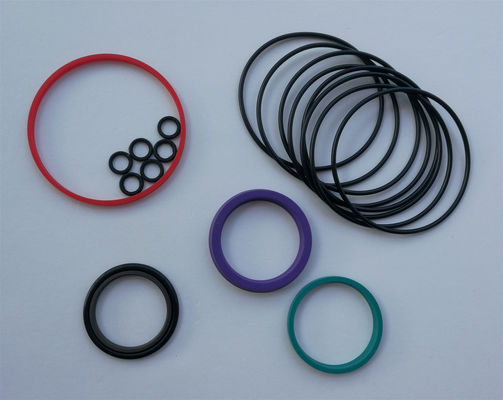 ความต้านทานน้ํามัน FFKM O Rings AS568 มาตรฐานความแข็งแรงในการฉีกขาดที่ดีสําหรับการปิดสนามน้ํามันและก๊าซ