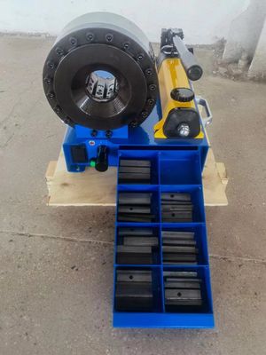 ราคาดี 1/4 ถึง 2 นิ้วมือดำเนินการท่อเครื่องจีบคู่มือ 12v ไฮดรอลิกท่อ Crimper 24v แบตเตอรี่ไดรฟ์ ออนไลน์