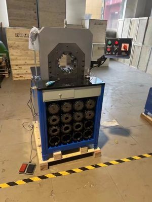 ความดันระบบ 31.5MPa และ Super Thin AC Hose Crimping Machine โดยแรงบด 1500T