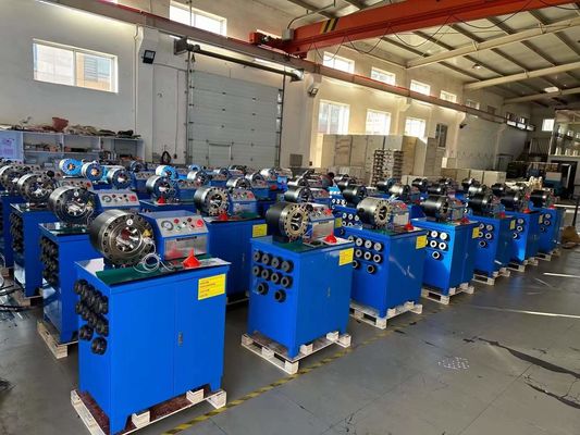 ราคาดี 2 นิ้ว 6-51 มิลลิเมตร เครื่องบดเชือกยางไฟฟ้า 600T เครื่องบดแรงขนาด 860 * 640 * 1300 มิลลิเมตร ออนไลน์