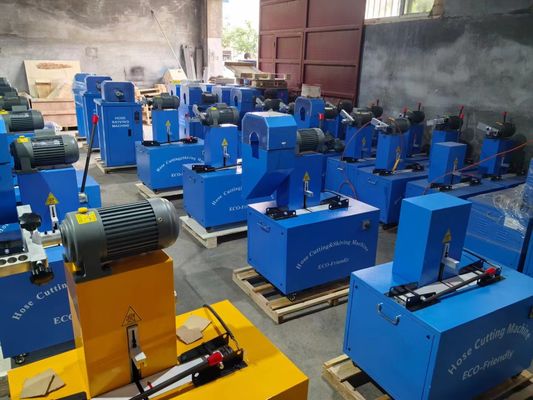 ราคาดี ไฟฟ้า 128 กิโลกรัม ขนาด 850 * 600 * 1200 มิลลิเมตร วัสดุใบยาง เครื่องตัดเชือกไฮดรอลิก / เครื่องสกิฟสําหรับการทํางานง่าย ออนไลน์