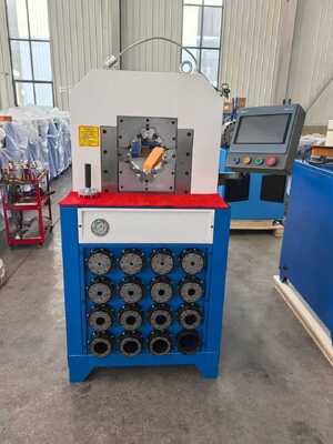 เครื่องจีบท่อไฮดรอลิกไฟฟ้า 220v / 380v ขนาด 3 นิ้วพร้อมระบบควบคุม PLC / ปุ่มจีบ 2800KN และระบบควบคุมปุ่มและช่วงการจีบ 6-76 มม.